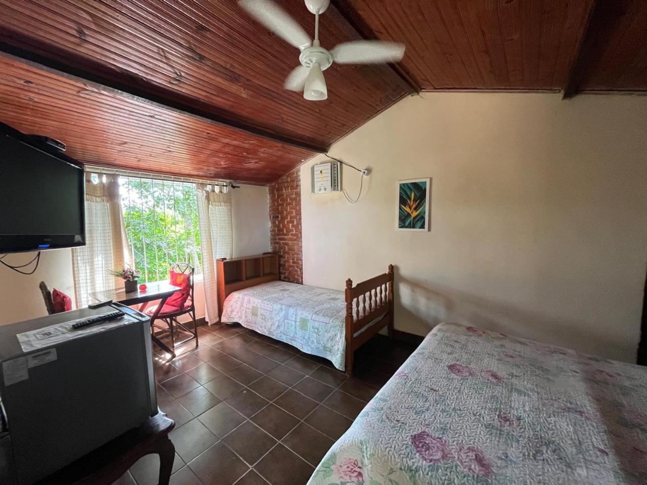 Hostel Das Estrelas Areal Luaran gambar