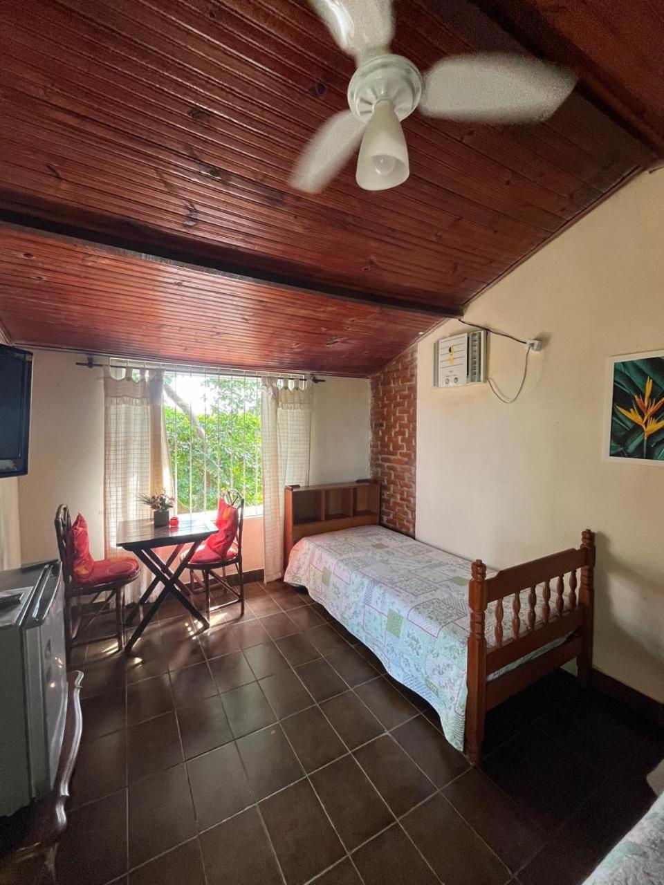 Hostel Das Estrelas Areal Luaran gambar
